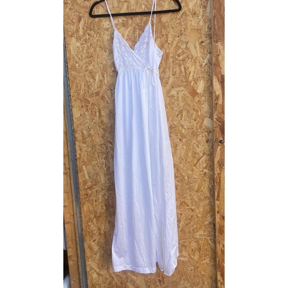 Gilead Nightgown Women Medium White Lace Trim Maxi Vintage Sleeveless Tie Waist